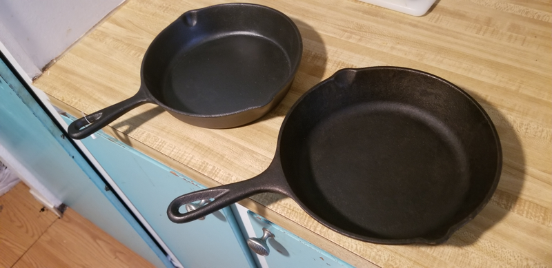 Chinese pan on the left, USA-made Lodge pan on the right. While both 8" skillets, the Chinese pan is a bit smaller in all dimensions. Despite that, it’s noticeablely heavier than the Lodge. 3.37 vs. 3.31lbs... Hmm. It felt like aa much more substantial difference. On second thought I believe it’s because the Chinese pan has a handle design that makes you grab it further back.